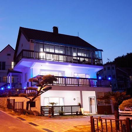 Herkules Namhae German Village Экстерьер фото