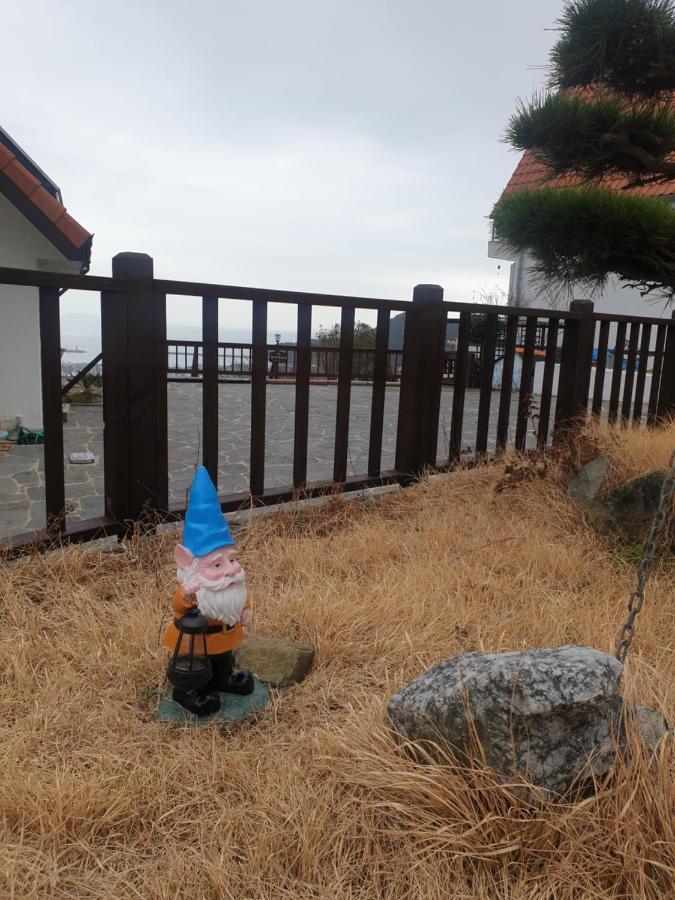 Herkules Namhae German Village Экстерьер фото