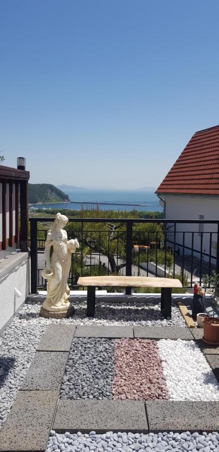 Herkules Namhae German Village Экстерьер фото